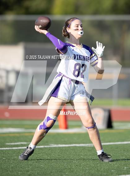 Thumbnail 3 in JV: Valencia @ Hart photogallery.