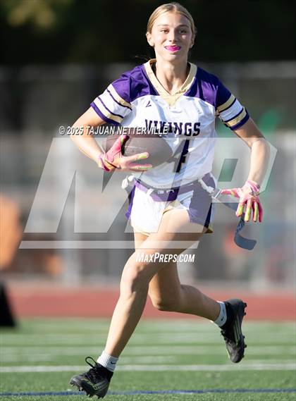 Thumbnail 1 in JV: Valencia @ Hart photogallery.