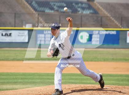 Thumbnail 2 in Liberty vs. Palisades (67th Annual San Diego Lions Tournament) photogallery.