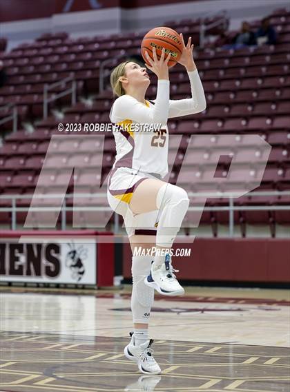 Thumbnail 3 in Fairfield vs. Rusk (Athens Invitational) photogallery.