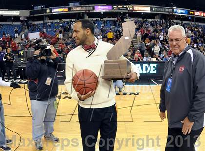 Thumbnail 3 in Redondo Union vs. College Park (CIF State D2 Final) photogallery.