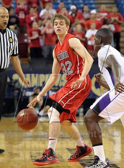Thumbnail 1 in Redondo Union vs. College Park (CIF State D2 Final) photogallery.