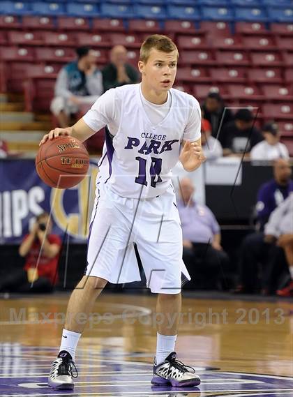 Thumbnail 3 in Redondo Union vs. College Park (CIF State D2 Final) photogallery.