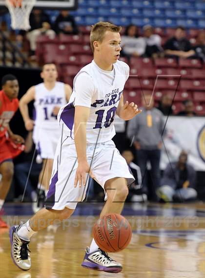 Thumbnail 2 in Redondo Union vs. College Park (CIF State D2 Final) photogallery.