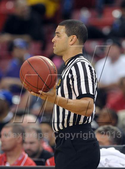 Thumbnail 1 in Redondo Union vs. College Park (CIF State D2 Final) photogallery.