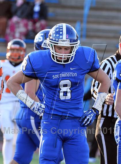 Thumbnail 1 in Southington vs. Ridgefield (CIAC Class LL Semifinal) photogallery.