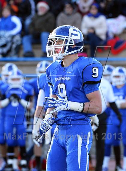 Thumbnail 2 in Southington vs. Ridgefield (CIAC Class LL Semifinal) photogallery.