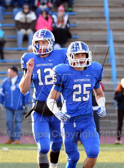 Thumbnail 2 in Southington vs. Ridgefield (CIAC Class LL Semifinal) photogallery.
