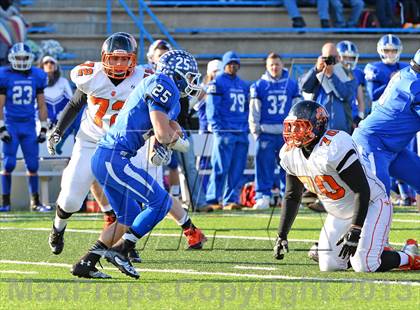 Thumbnail 1 in Southington vs. Ridgefield (CIAC Class LL Semifinal) photogallery.