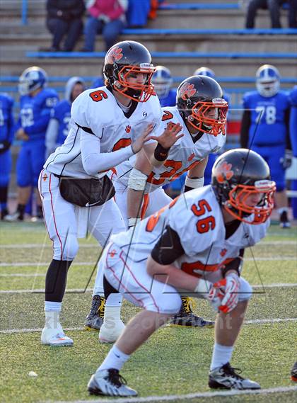 Thumbnail 2 in Southington vs. Ridgefield (CIAC Class LL Semifinal) photogallery.