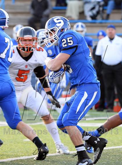 Thumbnail 2 in Southington vs. Ridgefield (CIAC Class LL Semifinal) photogallery.
