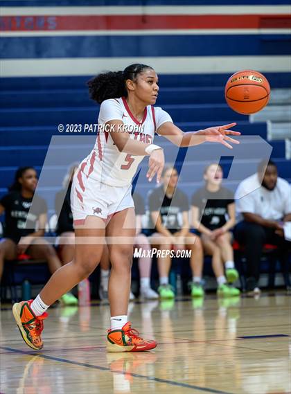 Thumbnail 2 in Bethel vs Kentwood (T-Town Tournament) photogallery.