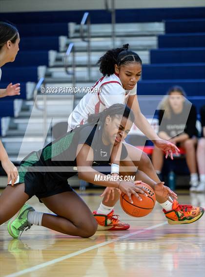 Thumbnail 1 in Bethel vs Kentwood (T-Town Tournament) photogallery.