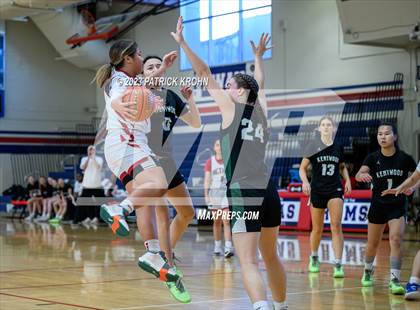 Thumbnail 2 in Bethel vs Kentwood (T-Town Tournament) photogallery.