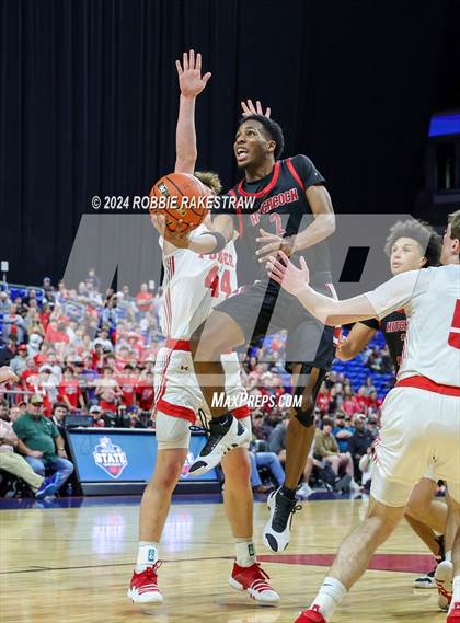 Thumbnail 3 in Ponder vs. Hitchcock (UIL 3A Basketball Final) photogallery.