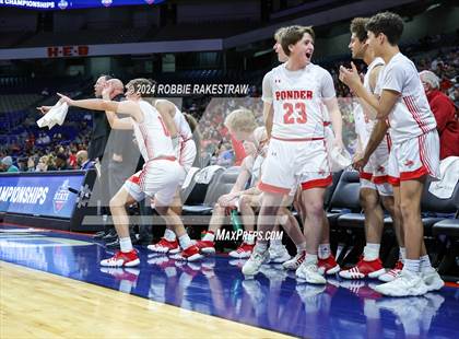 Thumbnail 3 in Ponder vs. Hitchcock (UIL 3A Basketball Final) photogallery.