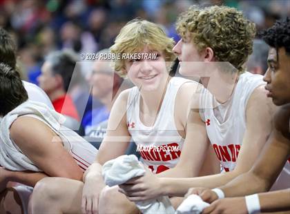 Thumbnail 3 in Ponder vs. Hitchcock (UIL 3A Basketball Final) photogallery.