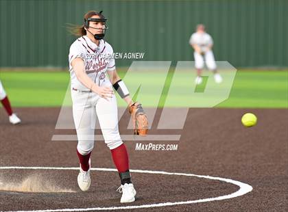 Thumbnail 3 in Cypress Woods vs Langham Creek photogallery.