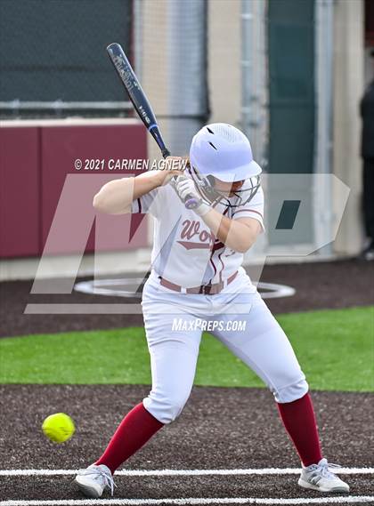 Thumbnail 2 in Cypress Woods vs Langham Creek photogallery.