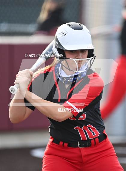 Thumbnail 2 in Cypress Woods vs Langham Creek photogallery.