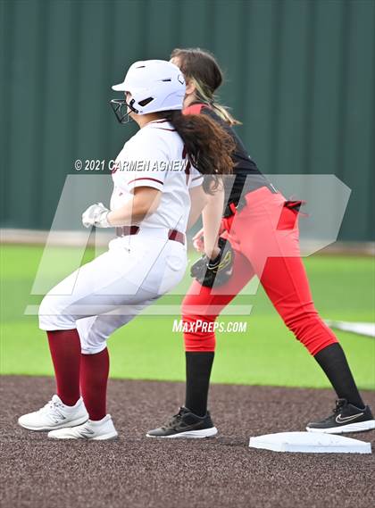 Thumbnail 2 in Cypress Woods vs Langham Creek photogallery.