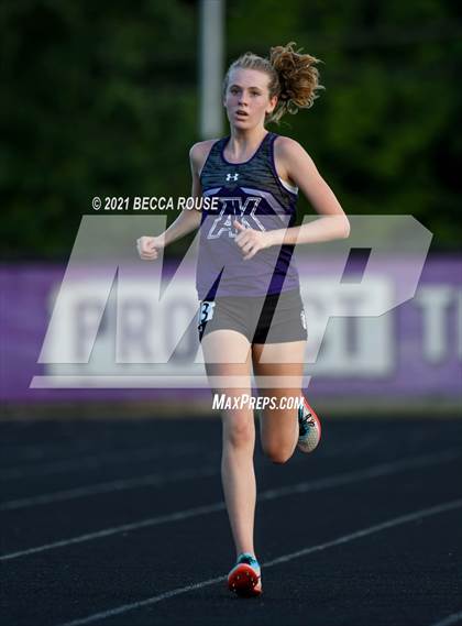 Thumbnail 2 in Ballantyne Annual Twilight 3200 Distance Meet photogallery.