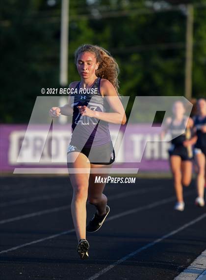 Thumbnail 1 in Ballantyne Annual Twilight 3200 Distance Meet photogallery.