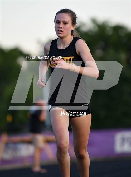 Thumbnail 2 in Ballantyne Annual Twilight 3200 Distance Meet photogallery.