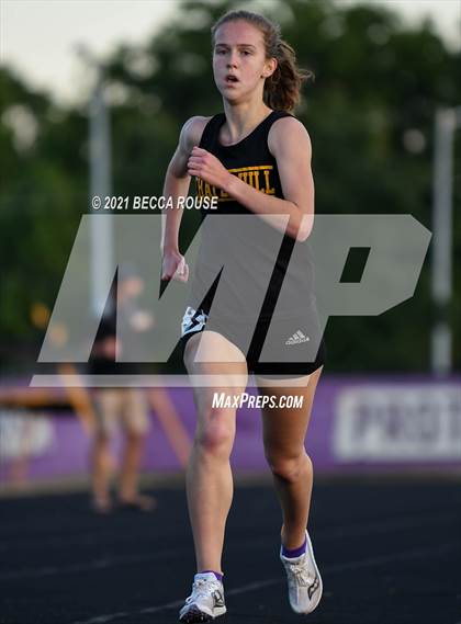 Thumbnail 2 in Ballantyne Annual Twilight 3200 Distance Meet photogallery.