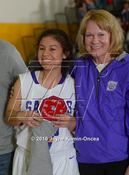 Thumbnail 3 in Cantwell-Sacred Heart vs. St. Anthony (CIF SS 4A Final) photogallery.