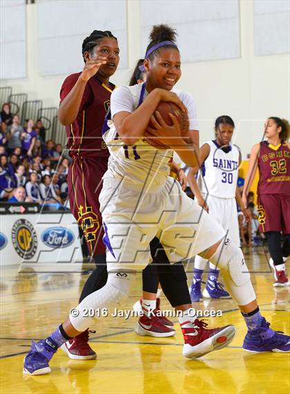 Thumbnail 2 in Cantwell-Sacred Heart vs. St. Anthony (CIF SS 4A Final) photogallery.