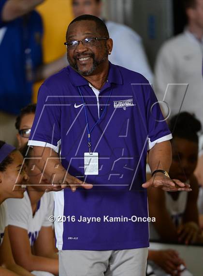 Thumbnail 1 in Cantwell-Sacred Heart vs. St. Anthony (CIF SS 4A Final) photogallery.