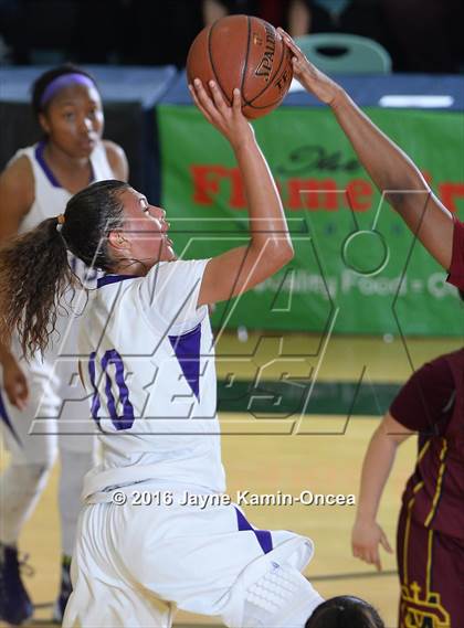 Thumbnail 2 in Cantwell-Sacred Heart vs. St. Anthony (CIF SS 4A Final) photogallery.