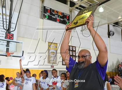 Thumbnail 3 in Cantwell-Sacred Heart vs. St. Anthony (CIF SS 4A Final) photogallery.