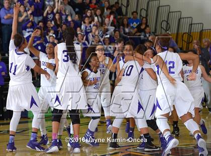 Thumbnail 2 in Cantwell-Sacred Heart vs. St. Anthony (CIF SS 4A Final) photogallery.