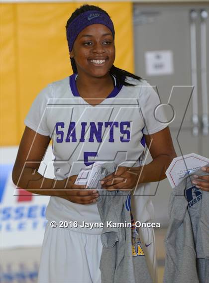 Thumbnail 2 in Cantwell-Sacred Heart vs. St. Anthony (CIF SS 4A Final) photogallery.