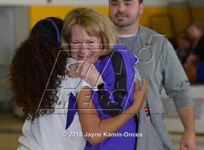 Thumbnail 2 in Cantwell-Sacred Heart vs. St. Anthony (CIF SS 4A Final) photogallery.