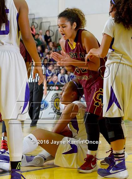 Thumbnail 1 in Cantwell-Sacred Heart vs. St. Anthony (CIF SS 4A Final) photogallery.