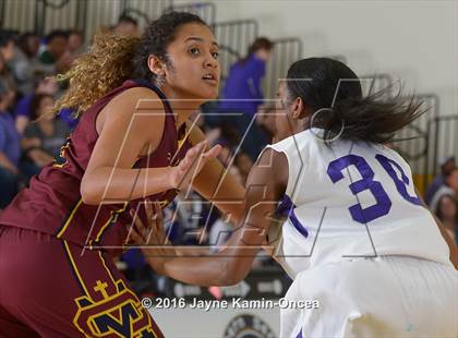 Thumbnail 2 in Cantwell-Sacred Heart vs. St. Anthony (CIF SS 4A Final) photogallery.