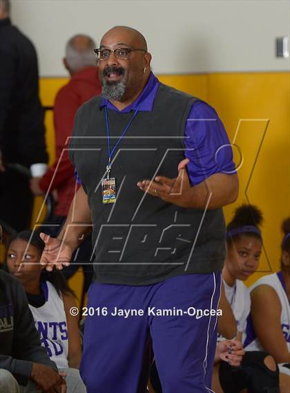 Thumbnail 3 in Cantwell-Sacred Heart vs. St. Anthony (CIF SS 4A Final) photogallery.