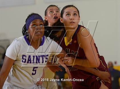 Thumbnail 2 in Cantwell-Sacred Heart vs. St. Anthony (CIF SS 4A Final) photogallery.