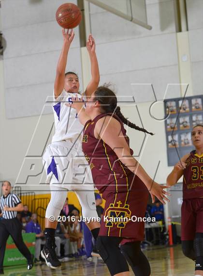 Thumbnail 3 in Cantwell-Sacred Heart vs. St. Anthony (CIF SS 4A Final) photogallery.