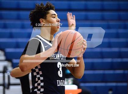 Thumbnail 2 in Dream City Christian National vs Socal Academy photogallery.