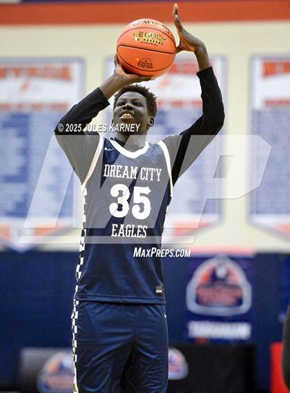 Thumbnail 1 in Dream City Christian National vs Socal Academy photogallery.