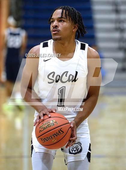 Thumbnail 2 in Dream City Christian National vs Socal Academy photogallery.