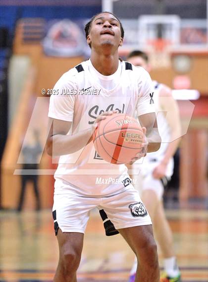 Thumbnail 3 in Dream City Christian National vs Socal Academy photogallery.