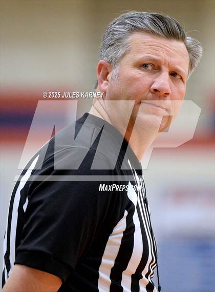 Thumbnail 2 in Dream City Christian National vs Socal Academy photogallery.