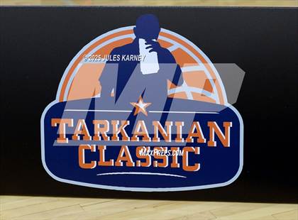 Thumbnail 2 in Dream City Christian National vs Socal Academy photogallery.