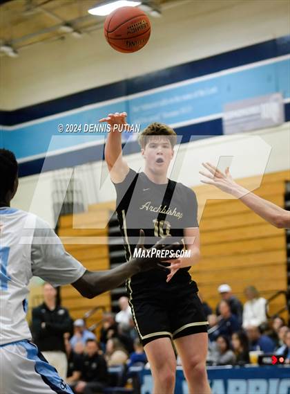 Thumbnail 2 in Archbishop Mitty @ Valley Christian photogallery.