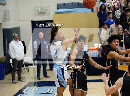 Thumbnail 2 in Archbishop Mitty @ Valley Christian photogallery.